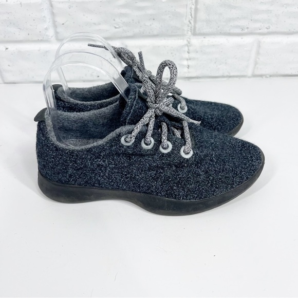 ALLBIRDS Wool Runners Dark Charcoal Lace Up Comfort Sneakers Women’s 7 - Picture 1 of 7